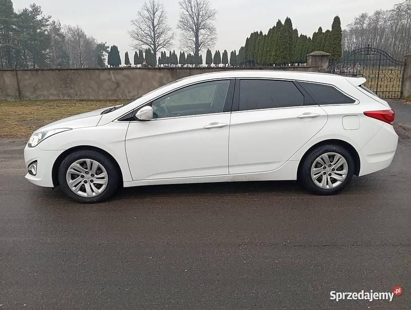 Biały Używany 2014 Hyundai i40 Kombi | 30 900 zł (Uczciwa cena) - Obraz 1/4