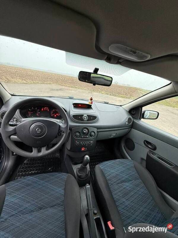 Szary Używany 2006 Renault Clio II Hatchback | 7400 zł (Uczciwa cena) - Obraz 1/3