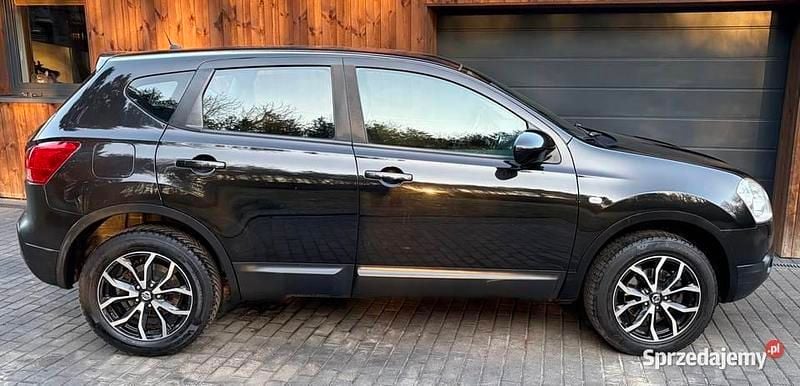 Używany Nissan Qashqai 2010 Czarny SUV