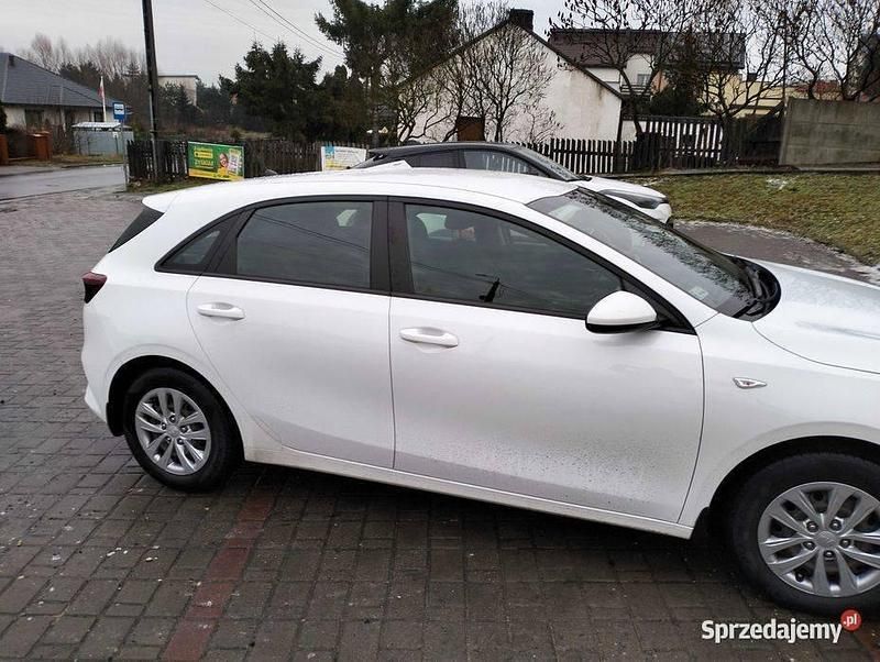 Biały Używany 2018 Kia Ceed 2 Hatchback | 56 590 zł (Drogi) - Obraz 1/1