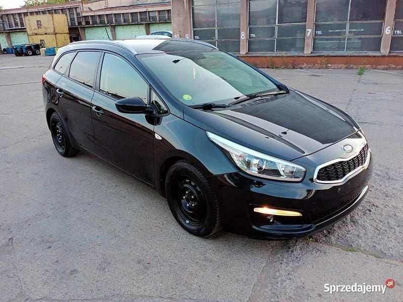 Używany 2015 Kia Ceed Hatchback | 32 900 zł - Obraz 1/4