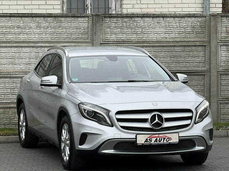 Używany Mercedes GLA200 156 KM (114 kW) 2014 Srebrny SUV
