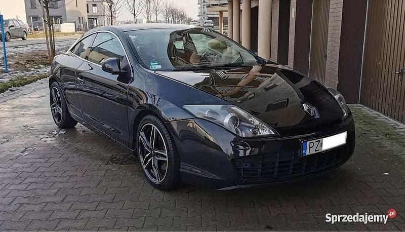 Używany Renault Laguna Coupé 2009 Czarny Coupe