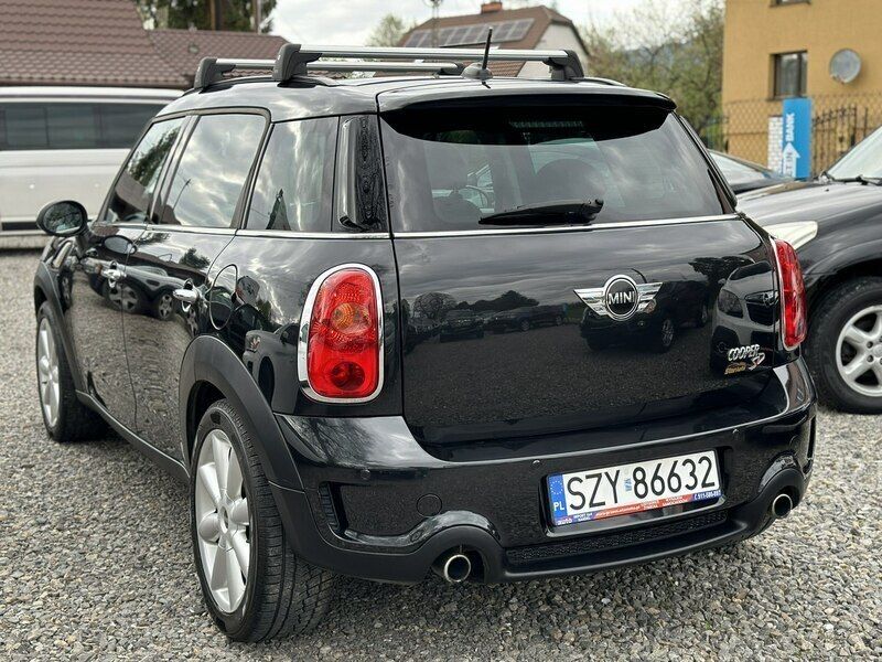 Używany Mini Countryman 141 KM (103 kW) 2015 Czarny (metalik) SUV