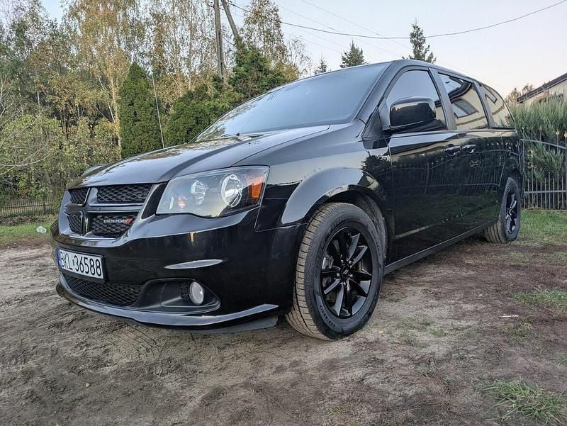 Czarny Używany 2019 Dodge Grand Caravan Minivan | 28 800 zł - Obraz 1/4