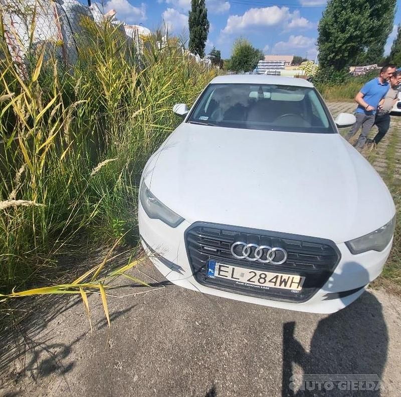 Używany Audi A6 2014 Biały Sedan/Limuzyna