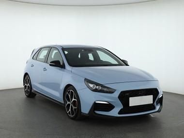 Niebieski Używany 2018 Hyundai i30 Hatchback | 71 999 zł - Obraz 1/4