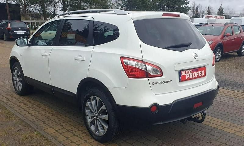 Używany Nissan Qashqai +2 140 KM (102 kW) 2010 Biały SUV