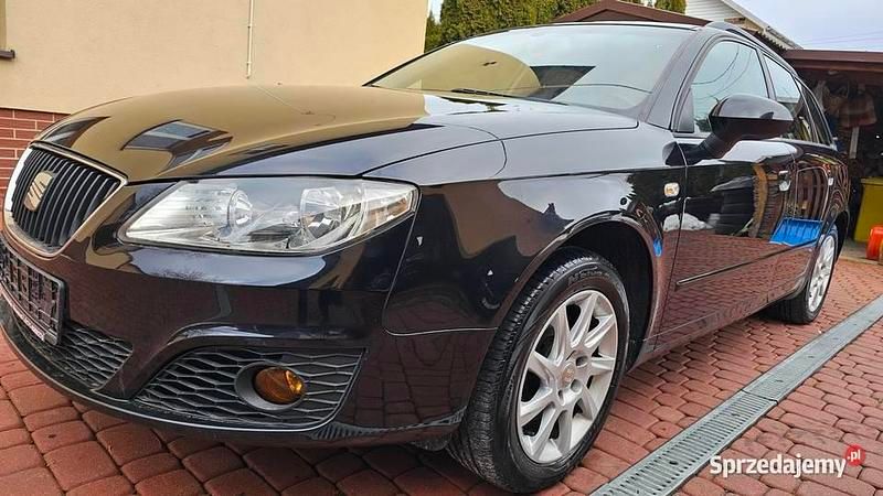 Używany Seat Exeo 2010 Czarny Kombi