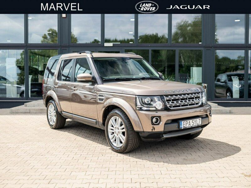Brązowy Używany 2015 Land Rover Discovery 4 SUV | 138 000 zł - Obraz 1/4
