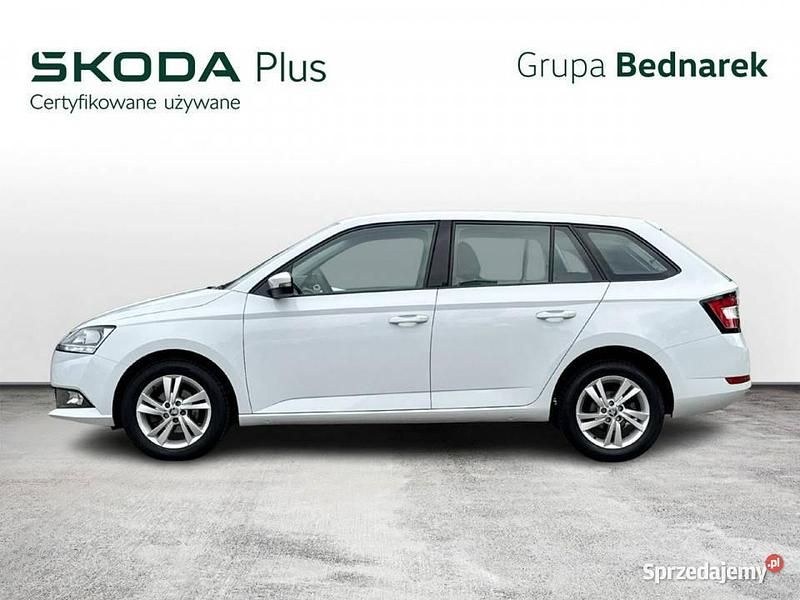 Biały Używany 2021 Skoda Fabia Kombi | 46 900 zł (Dość drogi) - Obraz 1/4