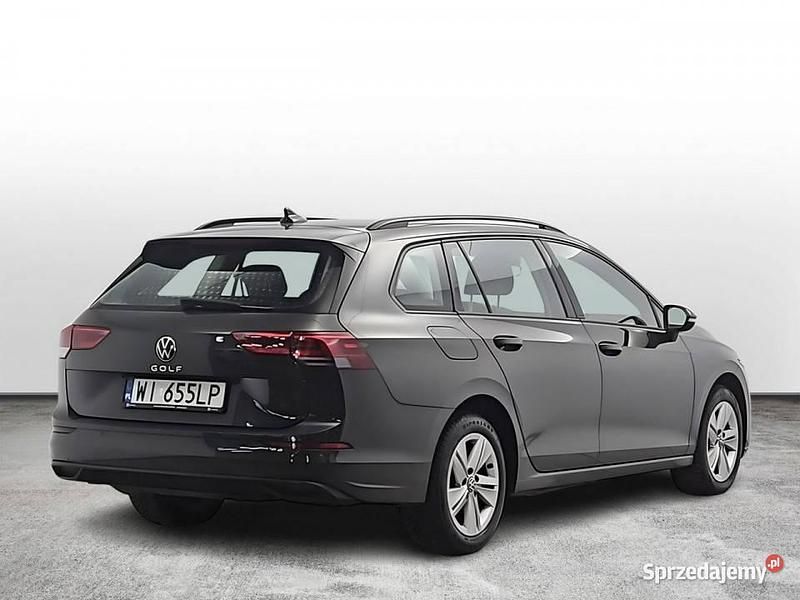 Używany VW Golf VIII Life 115 KM (84 kW) 2021 Szary Kombi