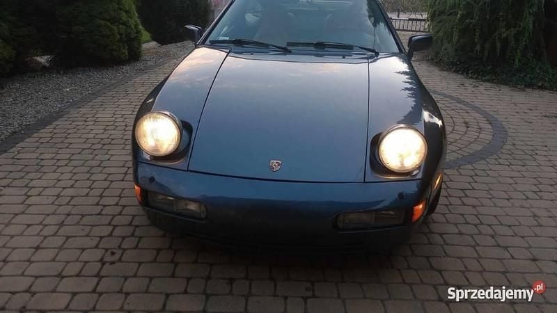 Używany 1987 Porsche 928 Coupe | 47 000 zł - Obraz 1/4