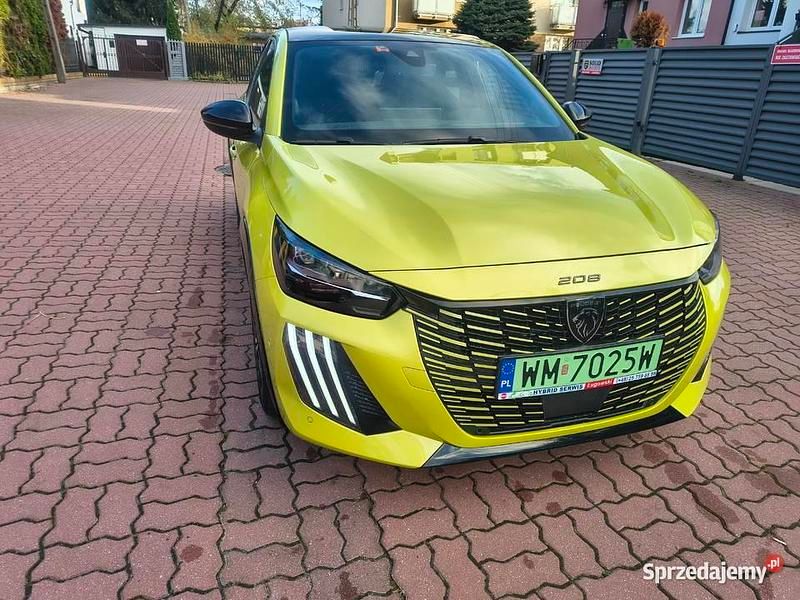 Żółty Używany 2024 Peugeot e-208 GTi Hatchback | 78 000 zł - Obraz 1/4