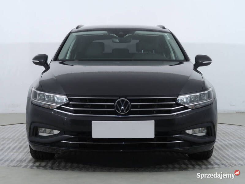 Szary Używany 2021 VW Passat Kombi | 66 999 zł (Super Cena) - Obraz 1/4