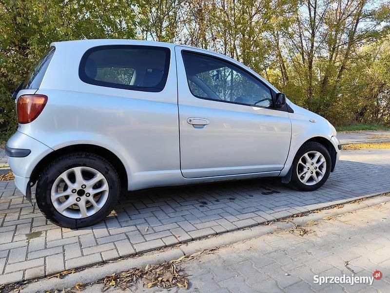 Używany 2004 Toyota Yaris | 4999 zł (Uczciwa cena) - Obraz 1/4