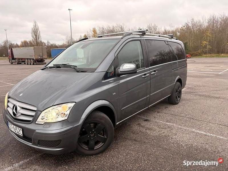 Używany Mercedes Viano 2011 Grafitowy Minivan