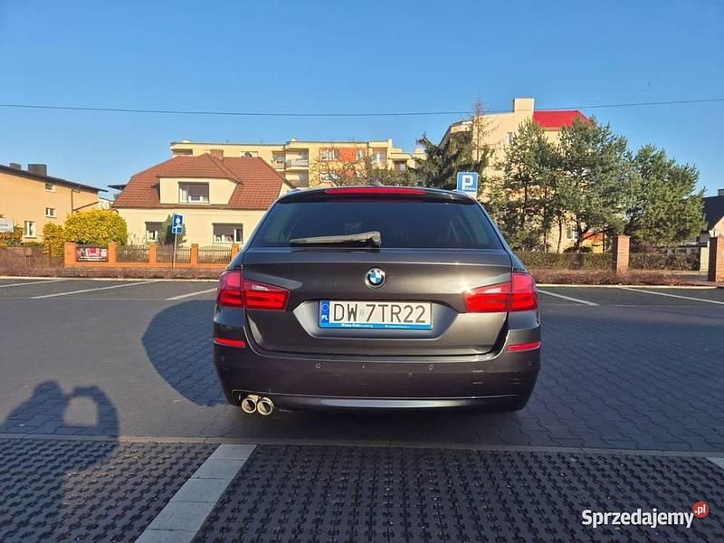 Używany BMW 520 184 KM (135 kW) 2012 Czarny Kombi