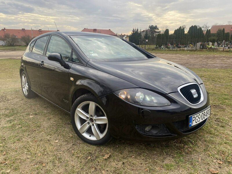 Czarny Używany 2007 Seat Leon Hatchback | 11 400 zł (Uczciwa cena) - Obraz 1/4