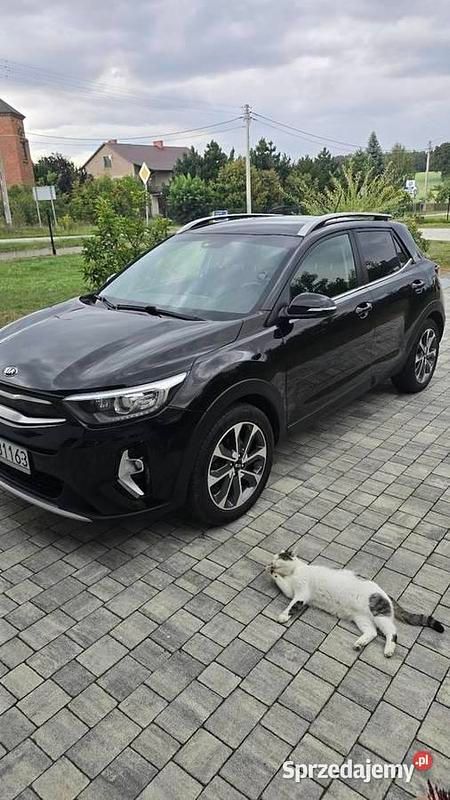 Czarny Używany 2018 Kia Stonic SUV | 52 900 zł (Dość drogi) - Obraz 1/4