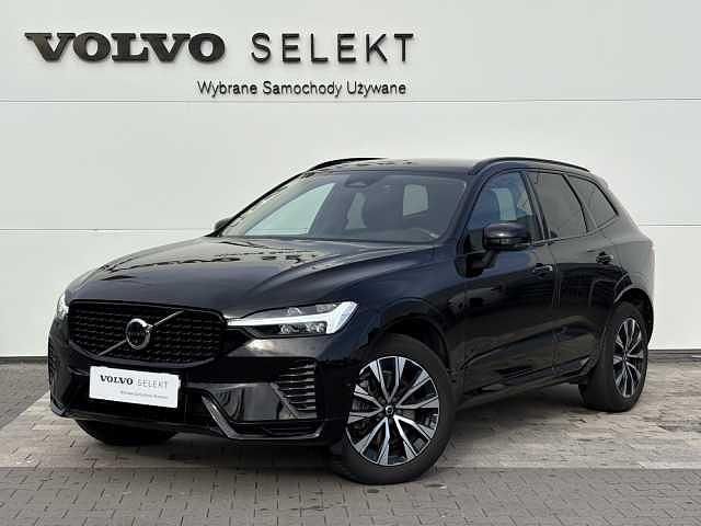 Czarny Używany 2023 Volvo XC60 SUV | 164 900 zł - Obraz 1/4