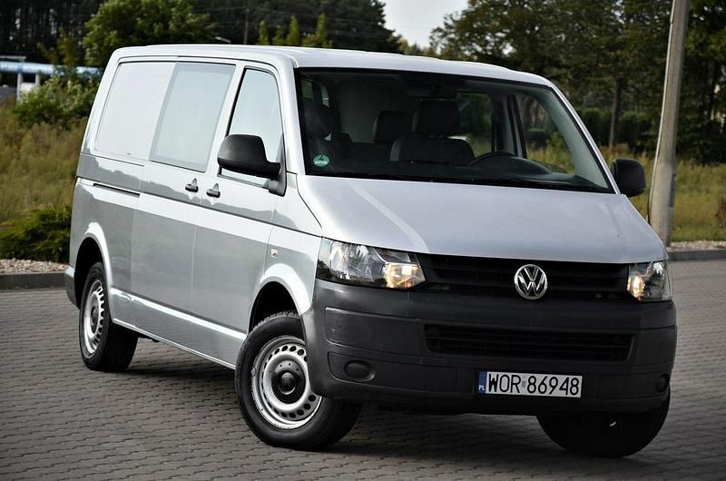 Srebrny (metalik) Używany 2011 VW T5 Van | 39 900 zł (Super Cena) - Obraz 1/4