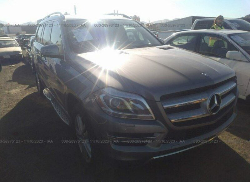 Używany Mercedes GL450 362 KM (266 kW) 2016 Srebrny SUV