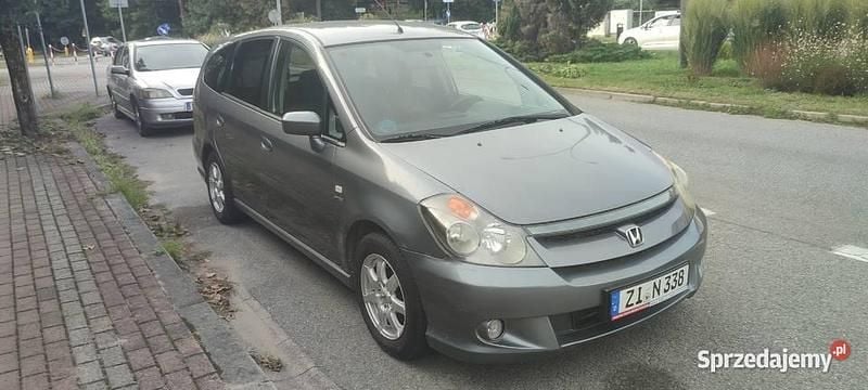 Używany 2005 Honda Stream Minivan | 9400 zł - Obraz 1/4