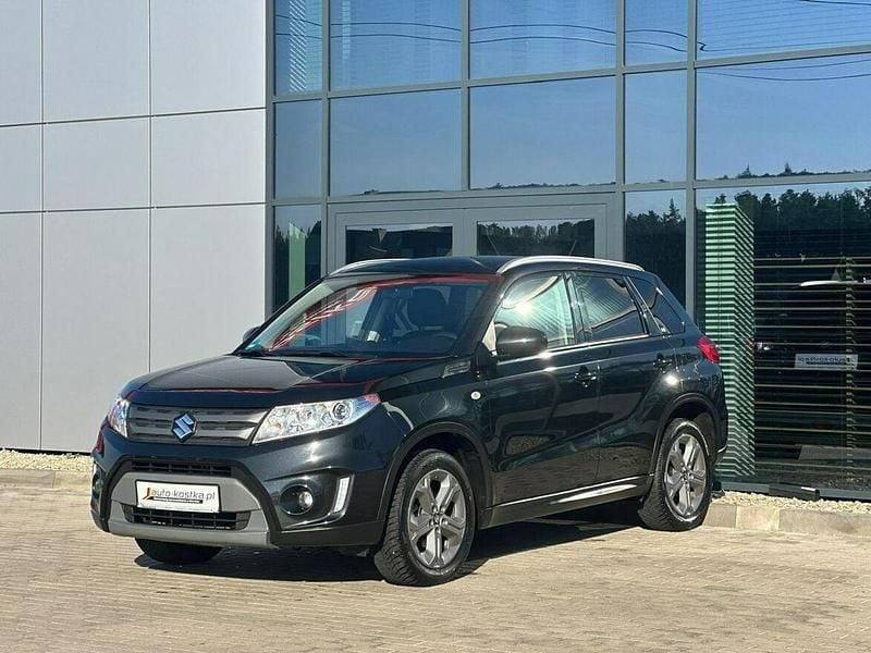 Używany Suzuki Vitara 120 KM (88 kW) 2017 Czarny SUV
