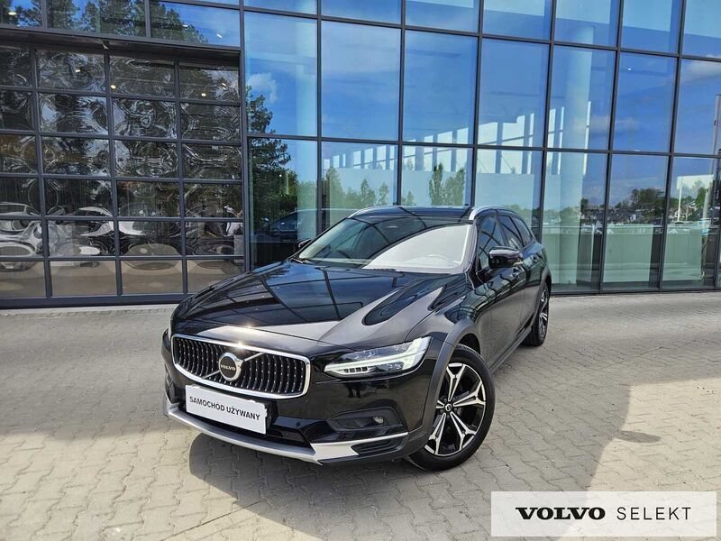 Czarny Używany 2022 Volvo V90 CC Kombi | 181 900 zł (Uczciwa cena) - Obraz 1/3
