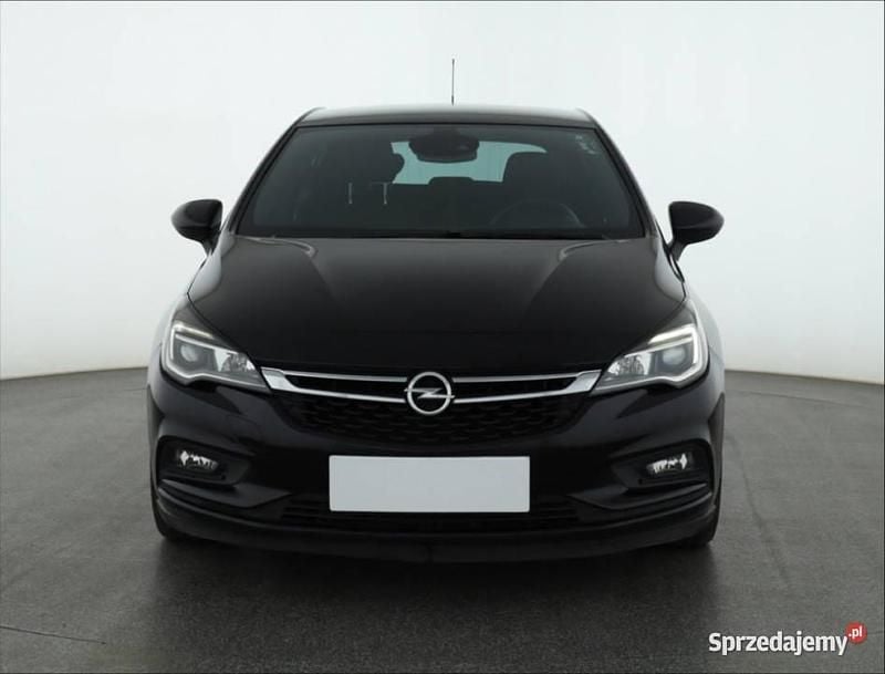 Niebieski Używany 2017 Opel Astra Hatchback | 39 999 zł (Uczciwa cena) - Obraz 1/4