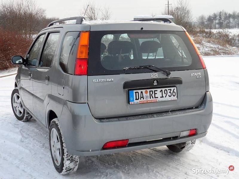 Używany Suzuki Ignis 94 KM (69 kW) 2007 Szary SUV