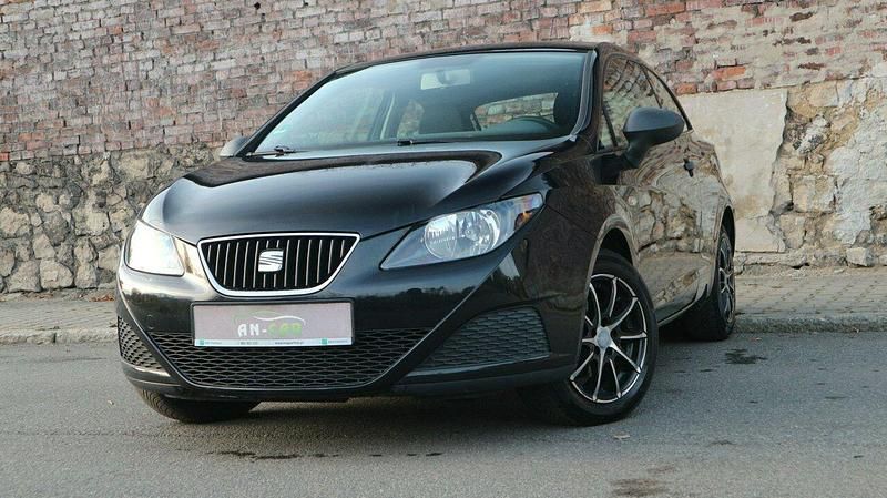 Używany Seat Ibiza 60 KM (44 kW) 2010 Czarny Hatchback
