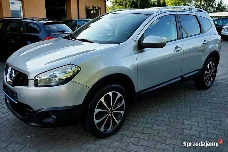 Używany Nissan Qashqai +2 109 KM (80 kW) 2010 Srebrny SUV