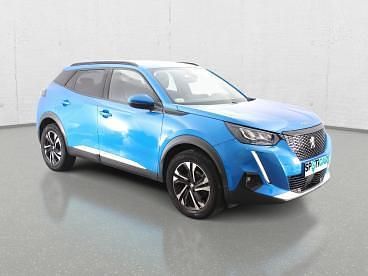 Używany Peugeot 2008 Allure 130 KM (95 kW) 2021 Niebieski SUV