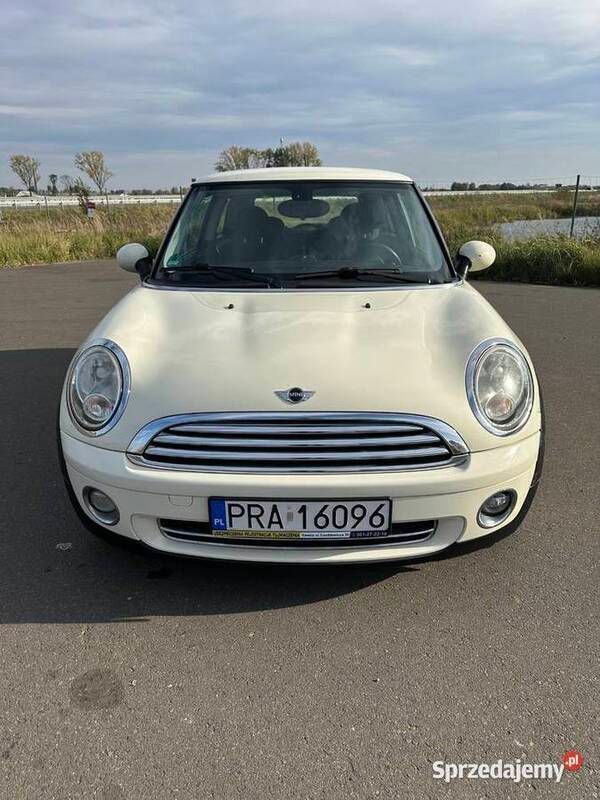 Beżowy Używany 2009 Mini Cooper Coupé Coupe | 12 499 zł - Obraz 1/4