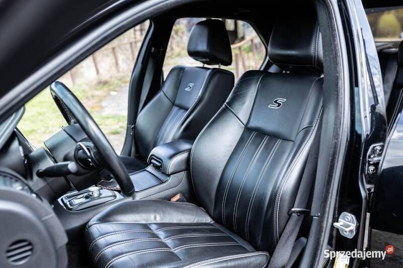 Używany 2019 Chrysler 300S | 89 000 zł - Obraz 1/4