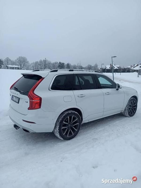 Używany Volvo XC90 Momentum 2016 SUV