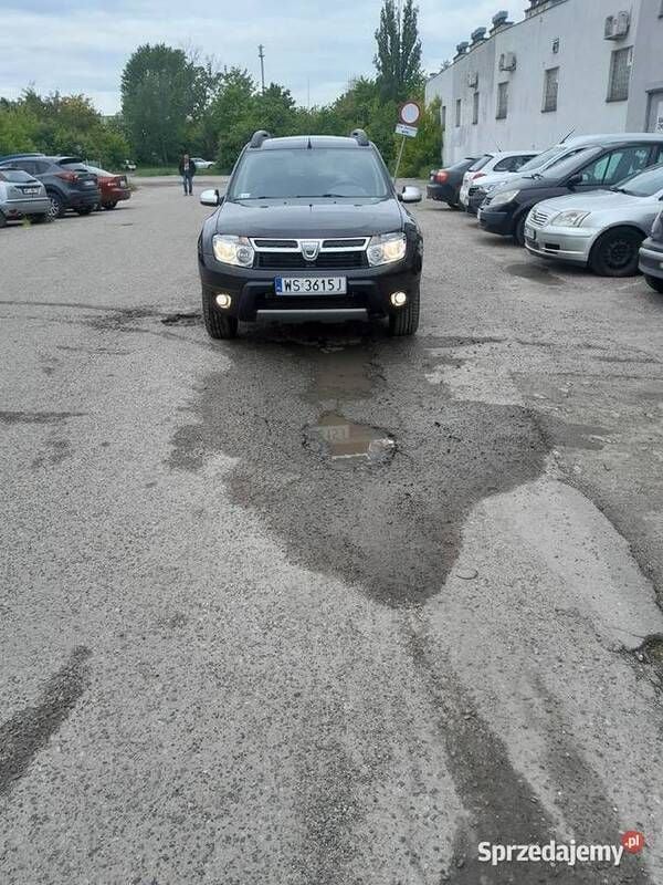 Używany Dacia Duster 2012 Czarny SUV