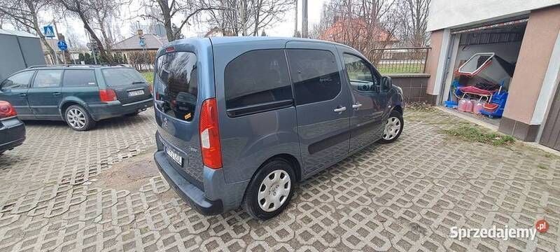 Używany Peugeot Partner Tepee 2009 Minivan