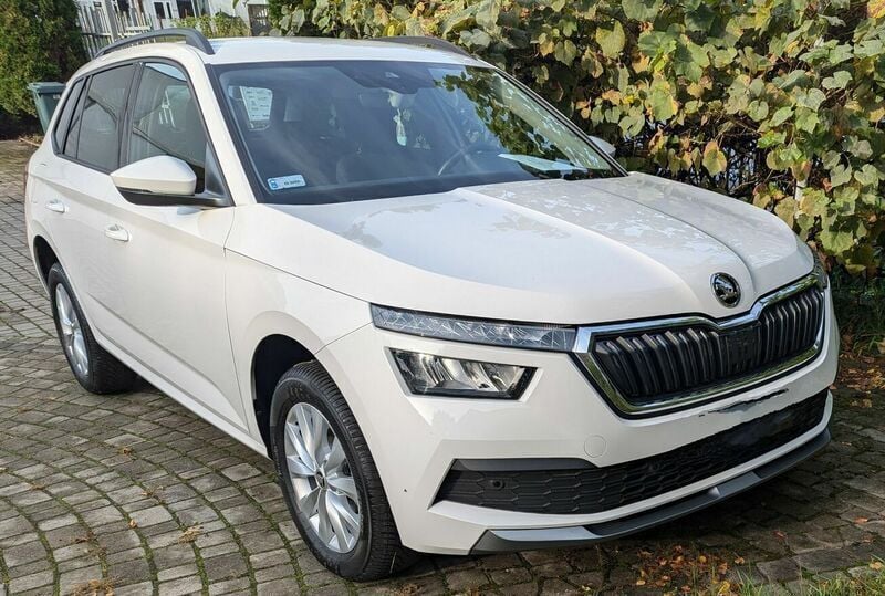 Biały Używany 2022 BMW X2 SUV | 96 341 zł - Obraz 1/4