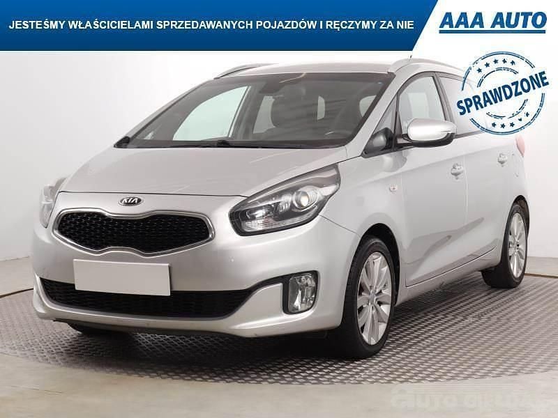 Używany Kia Carens 2017 Srebrny Minivan