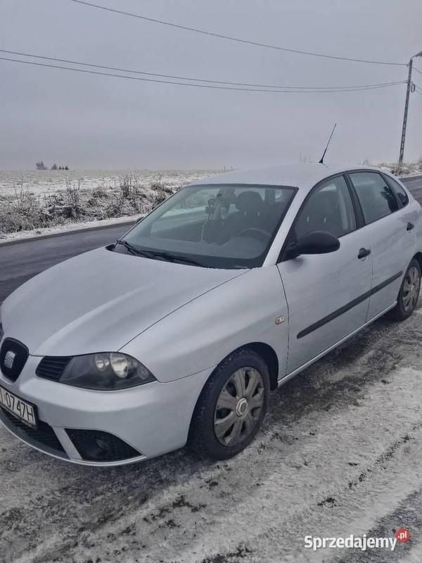 Używany Seat Ibiza 2008 Srebrny Hatchback