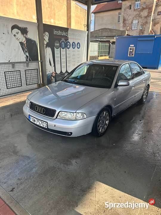 Używany 2000 Audi A4 | 2300 zł (Dość drogi) - Obraz 1/4
