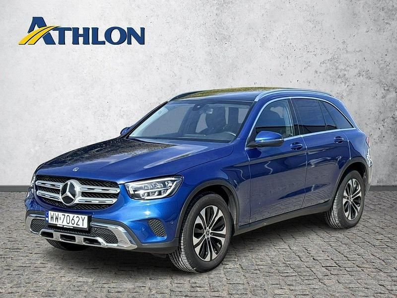 Niebieski (metalik) Używany 2022 Mercedes GLC200 SUV | 171 600 zł (Dobra cena) - Obraz 1/4