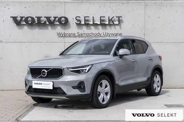 Szary Używany 2024 Volvo XC40 SUV | 149 900 zł (Dobra cena) - Obraz 1/3