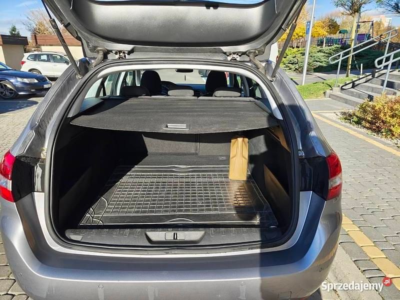 Używany Peugeot 308 SW 2015 Kombi