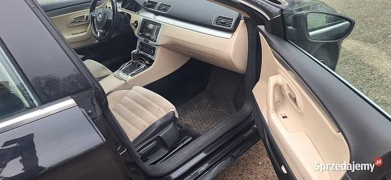 Czarny Używany 2010 VW Passat Sedan/Limuzyna | 20 999 zł (Uczciwa cena) - Obraz 1/4