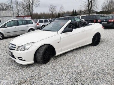 Biały Używany 2011 Mercedes E350 Kabriolet | 59 900 zł (Uczciwa cena) - Obraz 1/4
