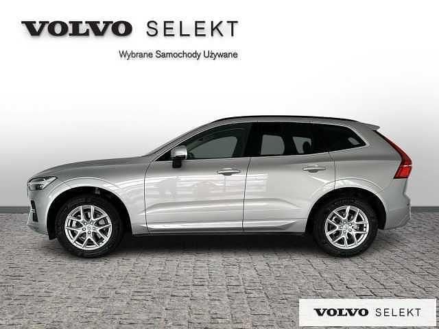 Używany Volvo XC60 250 KM (183 kW) 2025 Srebrny SUV